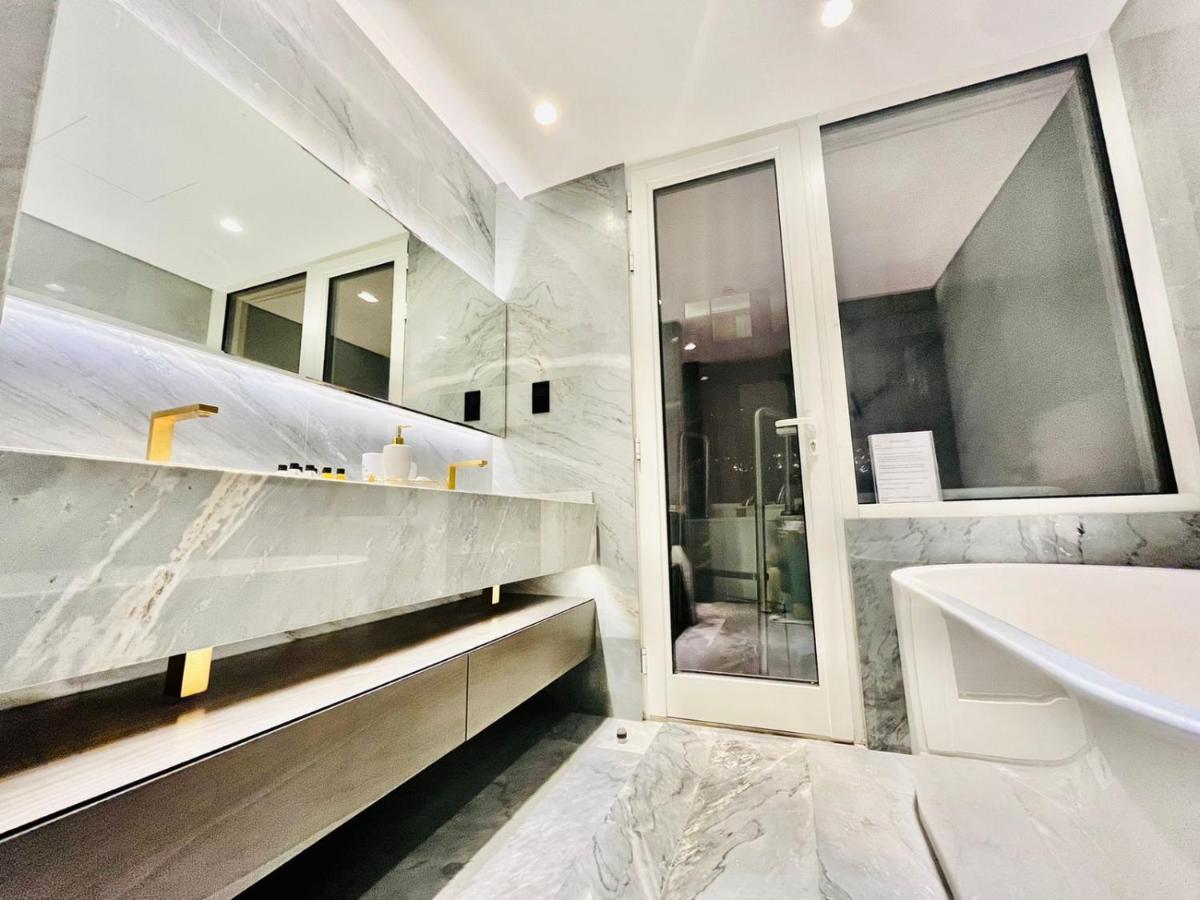 Five Palm Jumeirah - 2 Bedrooms & Maid Room In A Splendid Resort - Modernlux Дубай Экстерьер фото